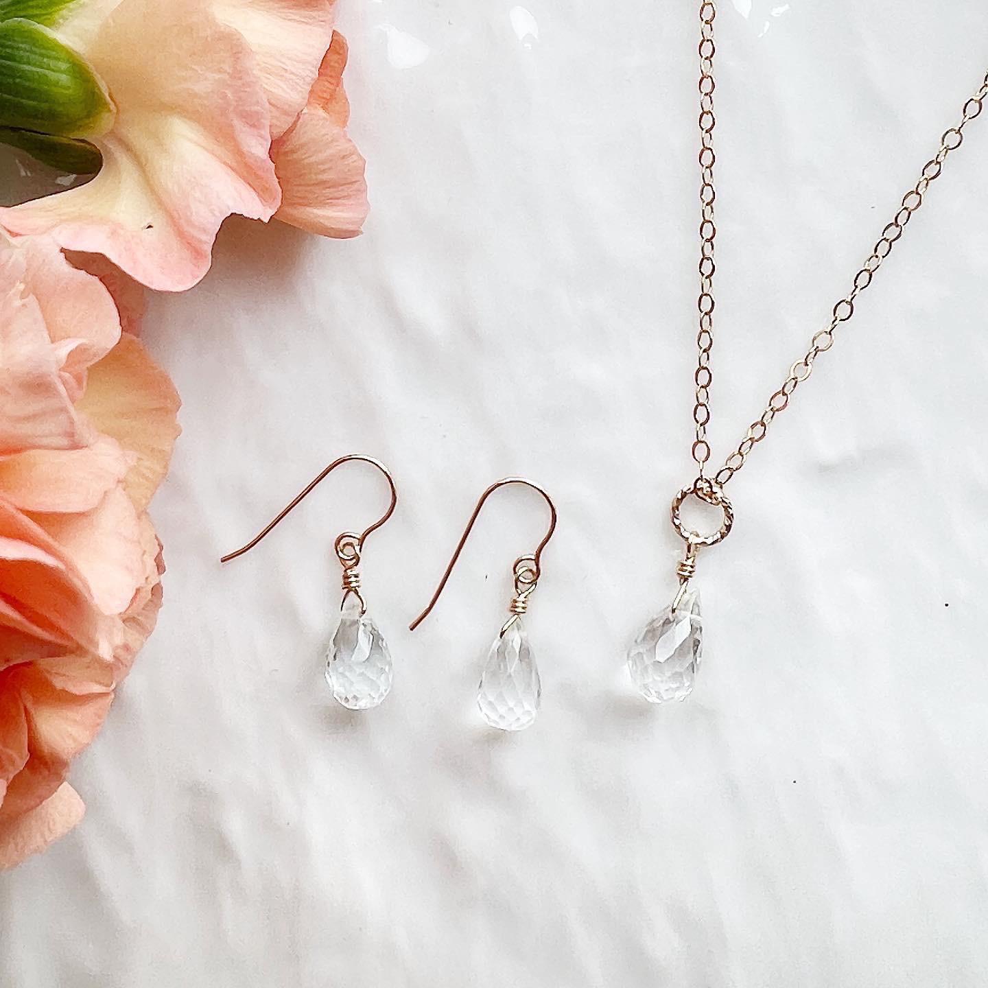 アクアマリン 3月誕生石 ドロップカット ピアス＆ネックレスセット