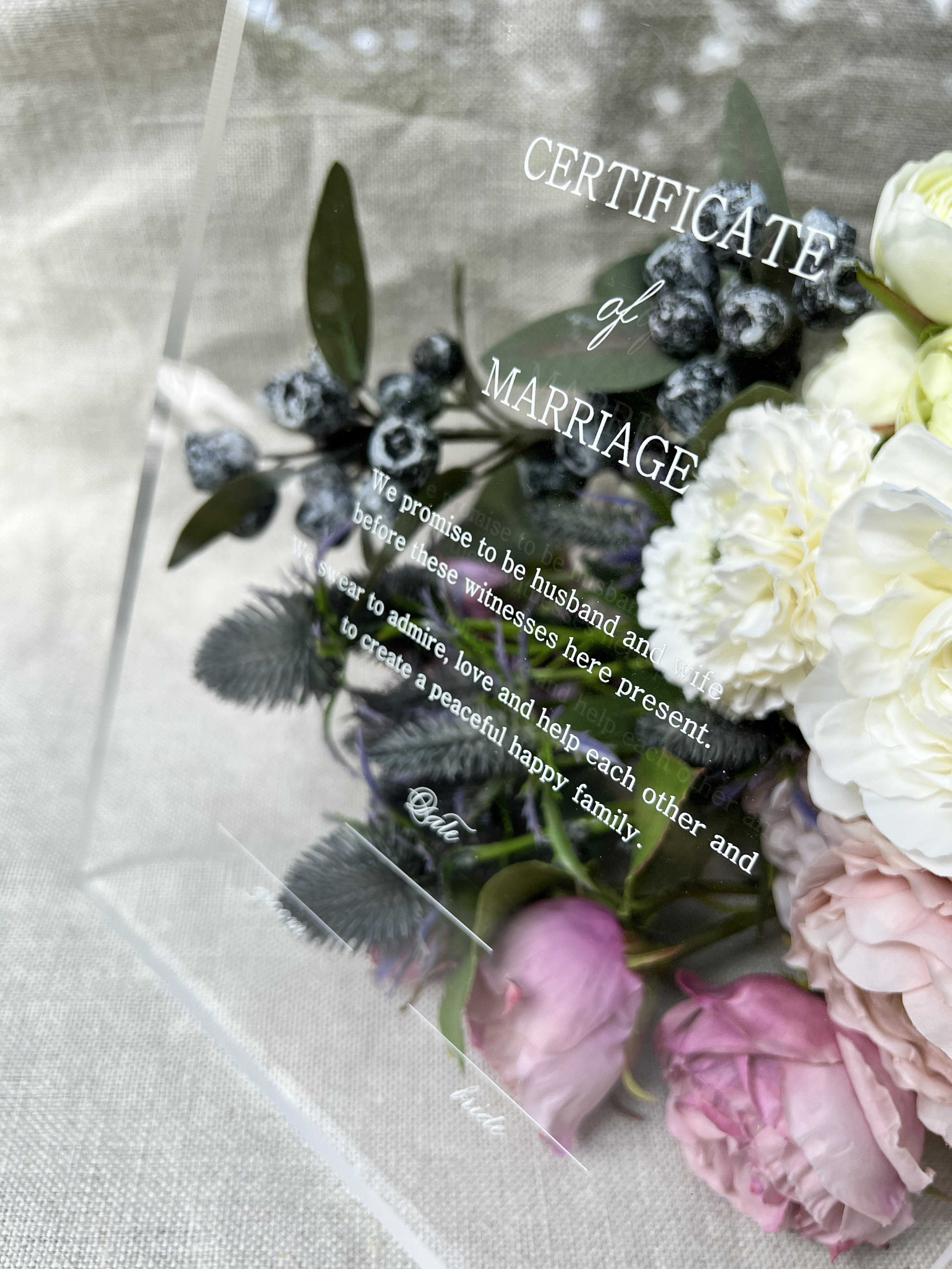 //wedding//【厚さ10㍉】アクリル結婚証明書・M八切り