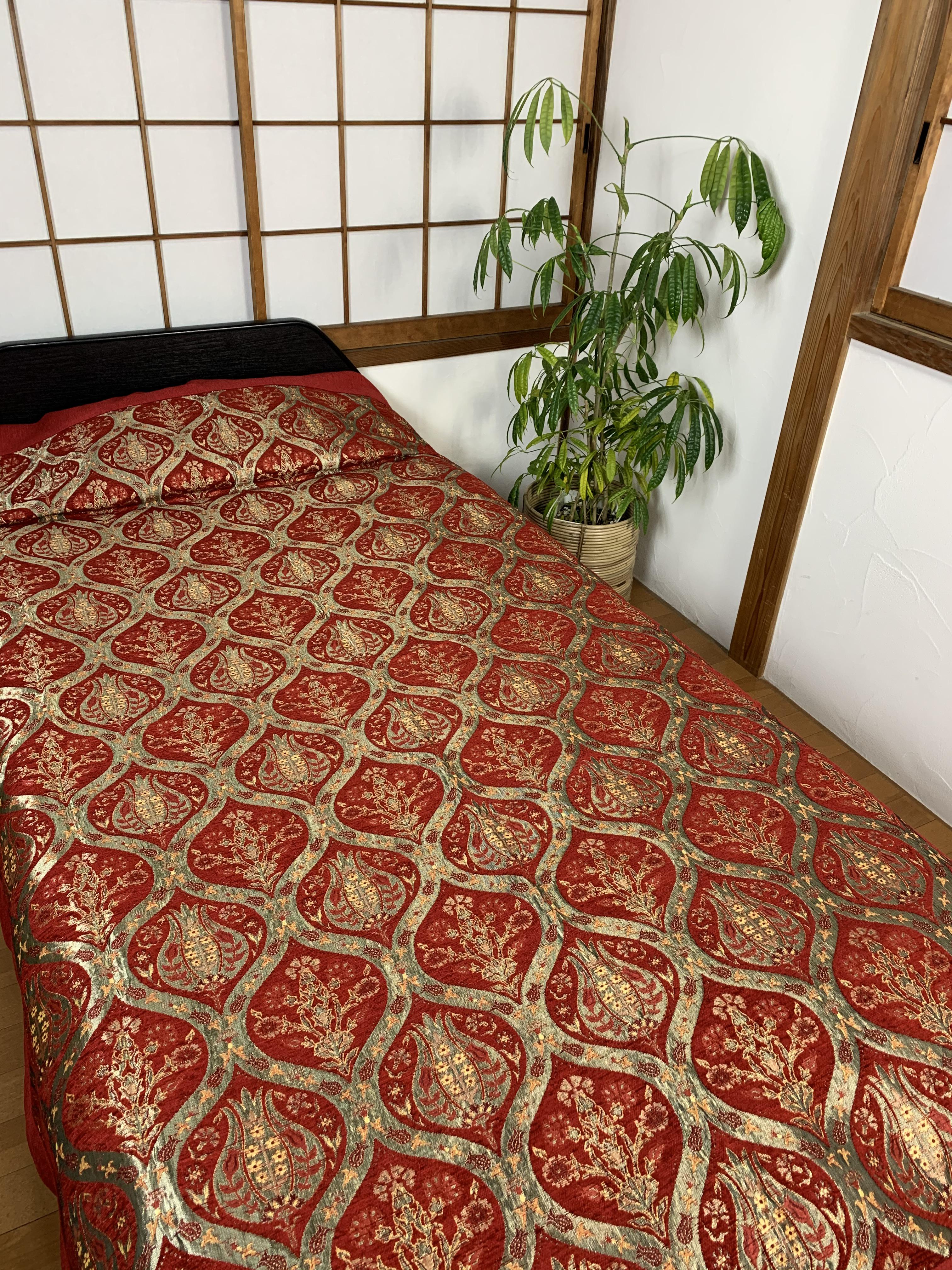 ☆新品☆トルコシュニール織生命の木とチューリップのターコイズブルーのベッドカバー