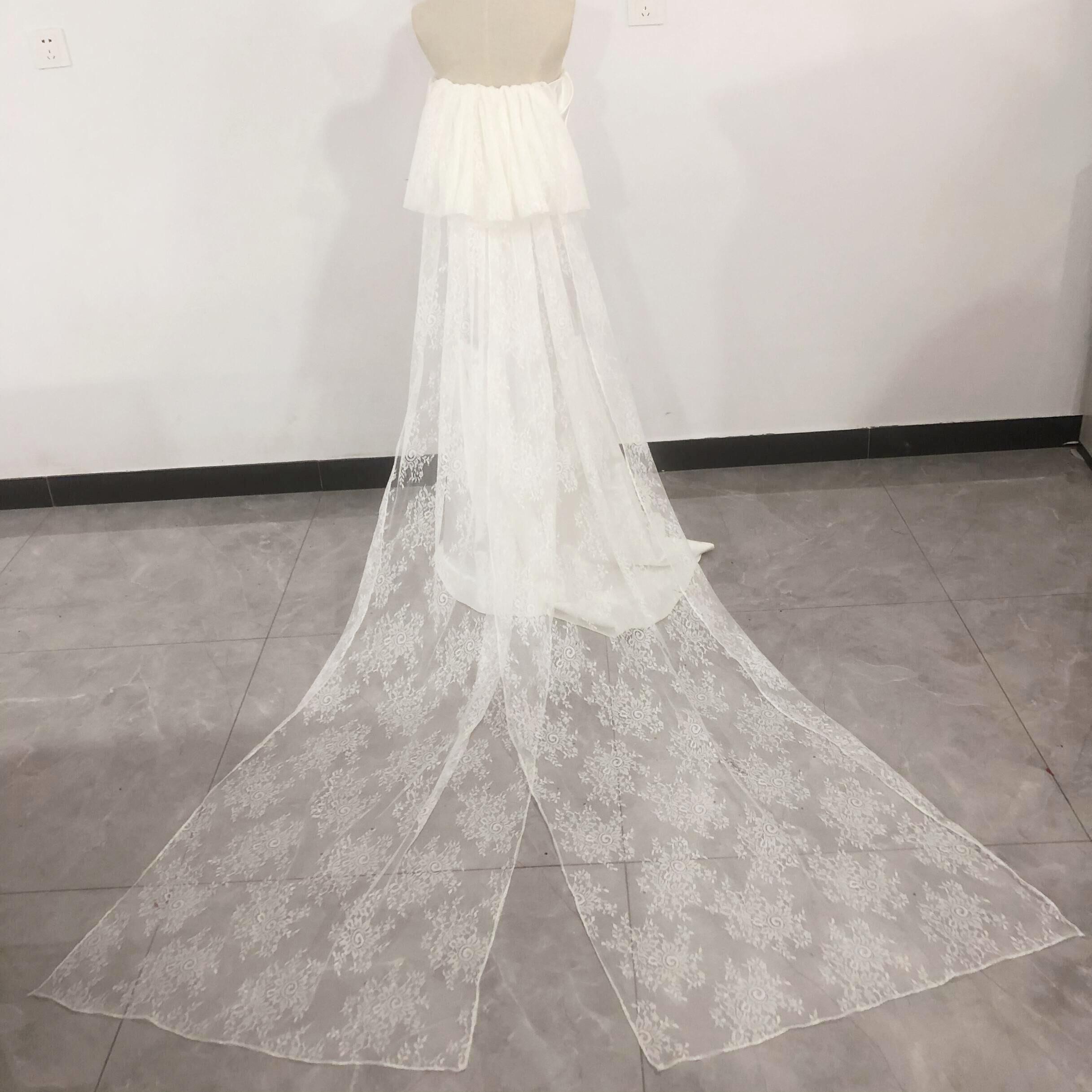 エレガント パーティードレス ホワイト マーメイドライン ベアトップ くるみボタン  華やかなトレーン /結婚式/披露宴