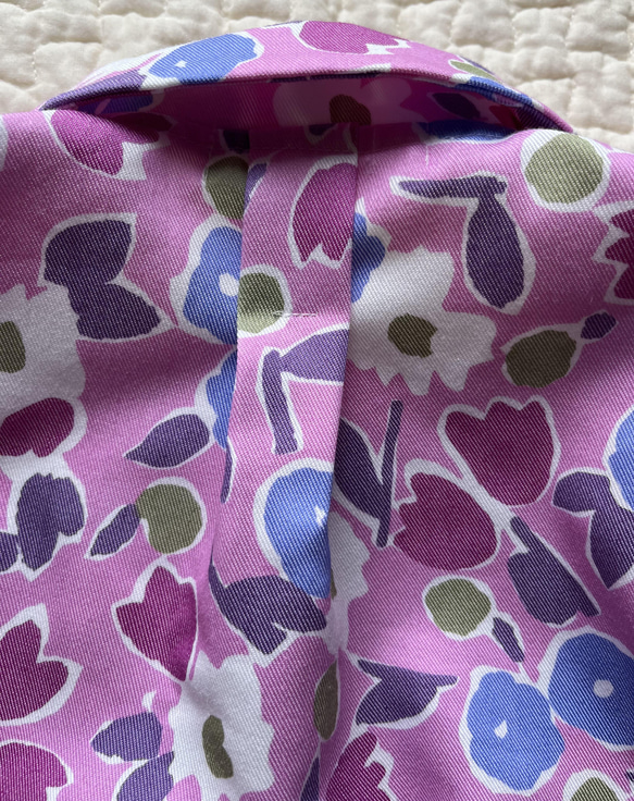 丸襟が可愛い❤️北欧風の花柄スプリングコート（80） 5枚目の画像