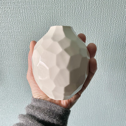 花器 (小） 花瓶 (白）Vase (white) 陶磁器製　 6枚目の画像