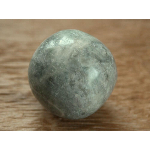 糸魚川翡翠丸玉 MA0716 清山 作 30mm*30mm 糸魚川産 ヒスイ製 握り石