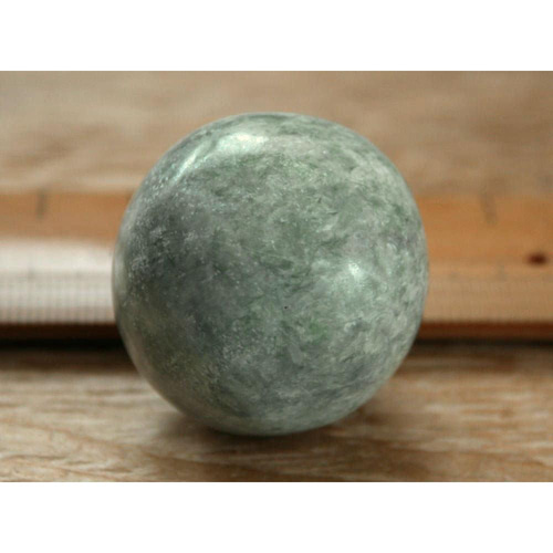 糸魚川翡翠丸玉 MA0716 清山 作 30mm*30mm 糸魚川産 ヒスイ製 握り石