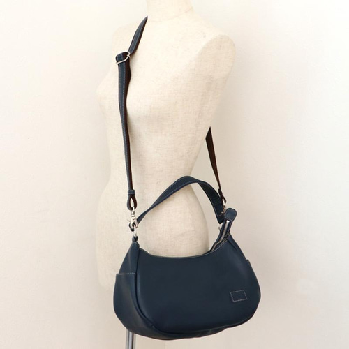 縫左衛門⭐︎美品未使用ネイビー レザー ショルダーバッグ 送料無料】縫左衛門・2WAY・ハンドバッグ・ショルダーバッグ・ネイビー