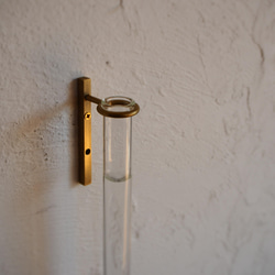 試験管一輪挿し壁付真鍮150 4枚目の画像