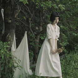 白色 刺綉歐根紗花邊領小白裙 復古燈籠袖高腰寬鬆洋裝仙女連身裙 第12張的照片