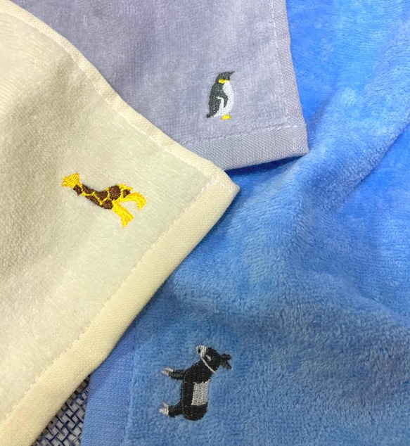 アニマル刺繍のタオルエプロン　3枚セット　きりん・ペンギン・ロバ 2枚目の画像