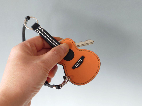 【名入れ】ミニチュア【ギター】キーカバー＆ピックケース バッグチャームやキーホルダーとしても！※袋ラッピング無料 3枚目の画像