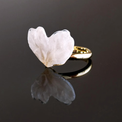 【受注制作】Everpink Sakura. 本物のお花　 桜の花びらのハートリング フリーサイズ ソメイヨシノ 13枚目の画像