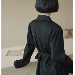 黑色 酷感復古vintage御姐風西裝 日暗黑翻領休閒短款長袖外套(不含腰帶) 第9張的照片