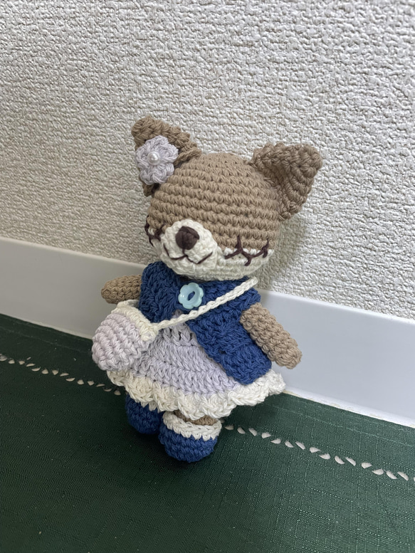 【送料無料】癒しのあみぐるみ　おでかけチワワちゃん　ハンドメイド 3枚目の画像