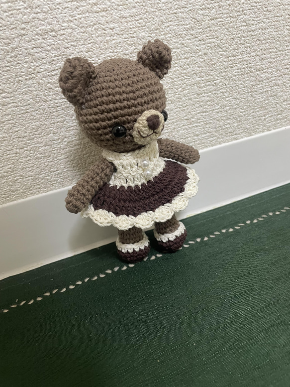 【送料無料】癒しのあみぐるみ　靴を履いたくまちゃん　ハンドメイド 2枚目の画像