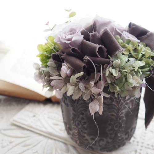 シックなプリザーブドフラワーアレンジ限定1個 プリザーブド