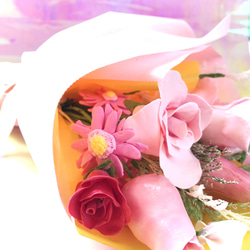 送料無料　【マカロンピック付き】〜お祝いに〜　枯れない、そのまま飾れる　フェイクフラワー花束 10枚目の画像