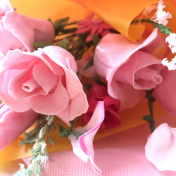 送料無料　【マカロンピック付き】〜お祝いに〜　枯れない、そのまま飾れる　フェイクフラワー花束 12枚目の画像
