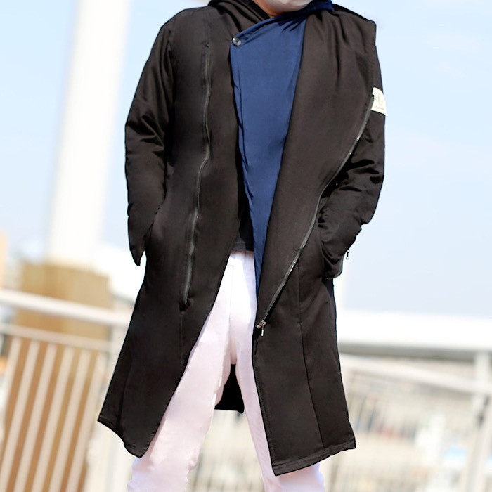 フード付きロング丈パーカー