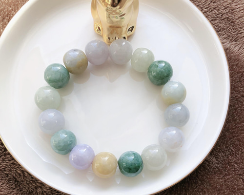 ミャンマー産　天然本翡翠　A貨　氷種　多彩　ブレスレット ミャンマー産 A貨 多彩 翡翠 ヒスイ ブレスレット ブレスレット