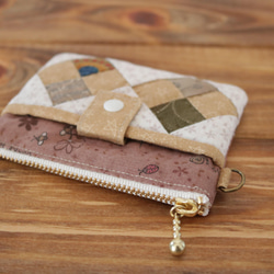 フォーパッチのパスケース 3枚目の画像