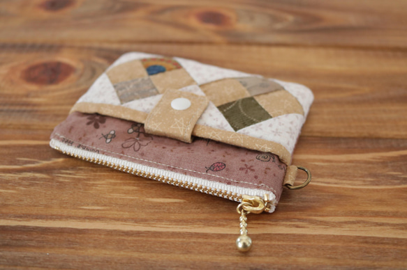 フォーパッチのパスケース 3枚目の画像