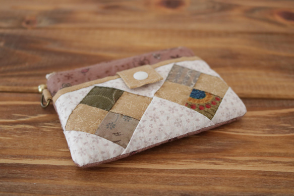 フォーパッチのパスケース 4枚目の画像