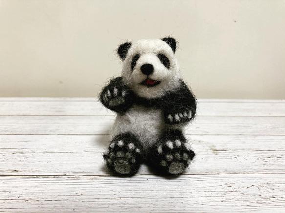 羊毛フェルト ハンドメイド ジャイアントパンダ（子供） 羊毛