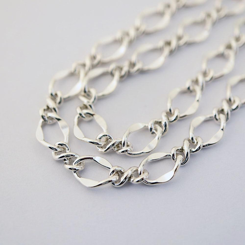 シルバー925(スターリングシルバー) AVALANCHE フィガロチェーン