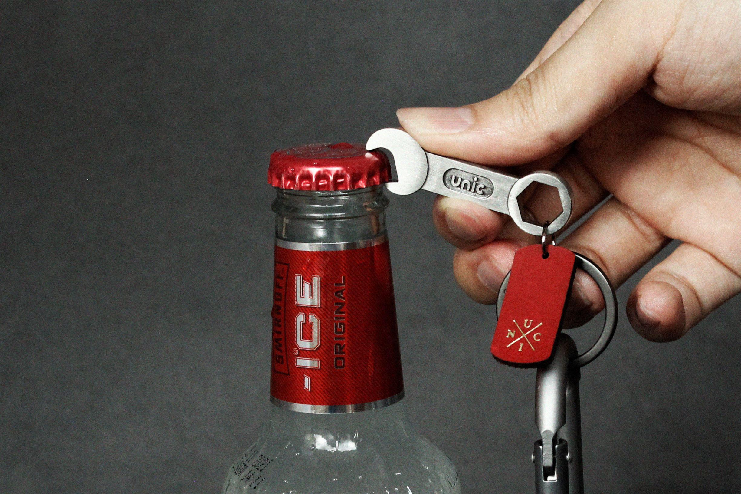 NEW JEANS Coke studio限定　ノート+ステッカー+栓抜き Newjeans coke限定グッズ 栓抜き・ステッカー・入場パス - メルカリ