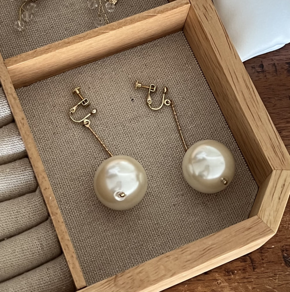 USAビンテージなフラワーパーツにゴールドデザイン ウエディングイヤリングwedding 【コクリコタッセル】 15枚目の画像