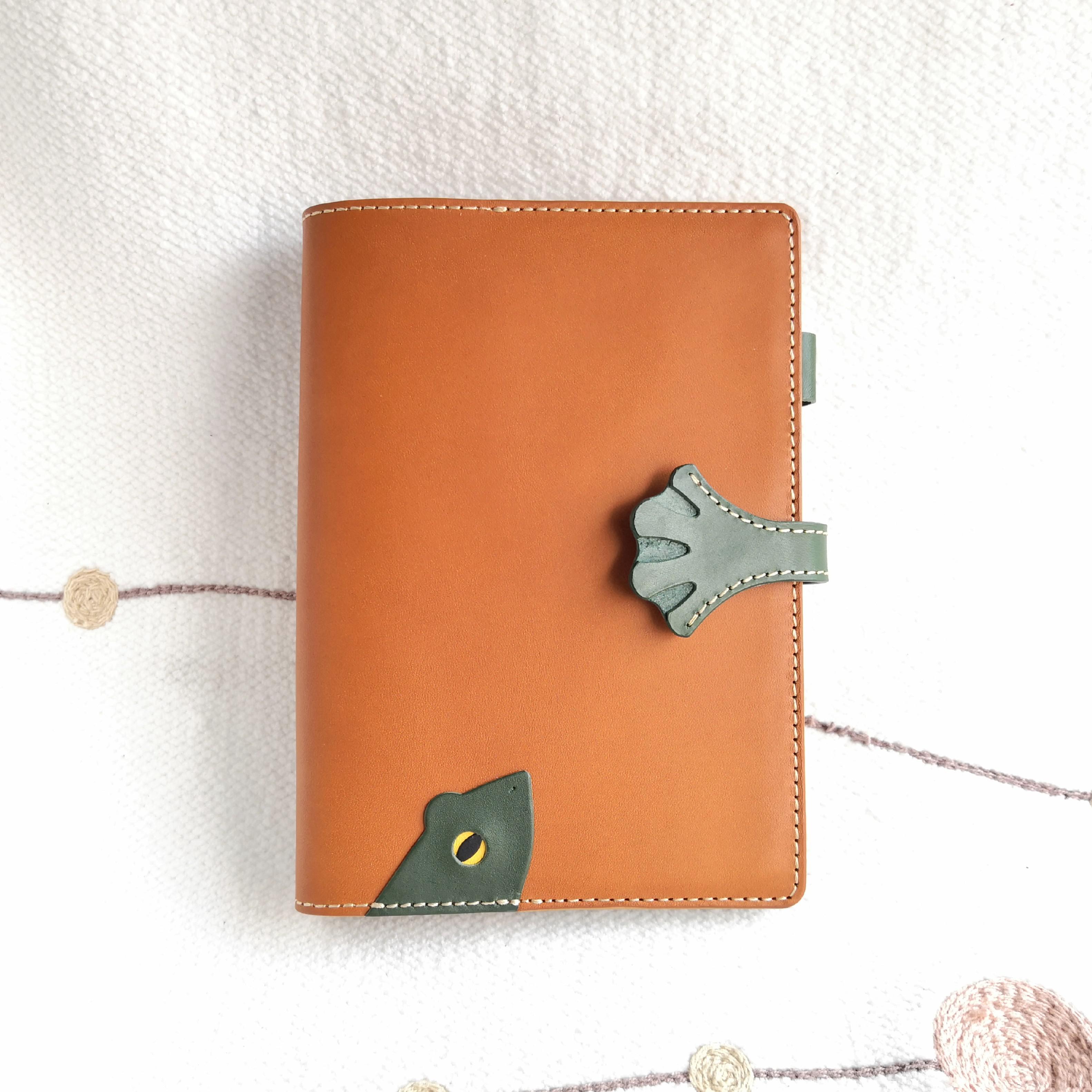 ひょっこりカエルのシステム手帳＊ダイアリー＊６穴 バインダー (ミニ or バイブル or Ａ５)