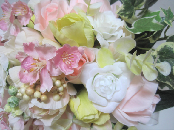桜、チューリップのキャスケードブーケ♪ブートニア付き♪生花みたいに綺麗な造花です♪高品質なのに安い 19枚目の画像