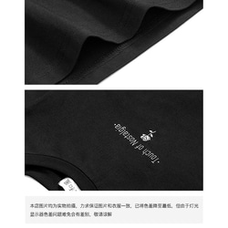 黑色 玫瑰印花簡約寬鬆基礎款T恤 純棉製圓領落肩袖寬鬆短袖上衣 第4張的照片