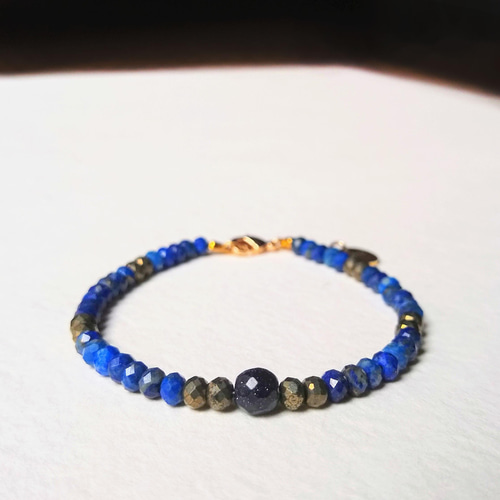 マルモページ》14Kgf❩ ラピスラズリ×MOP×クリスタルチャーム マルモ様専用ページ》14Kgf❩ ラピスラズリ×MOP×クリスタルチャーム