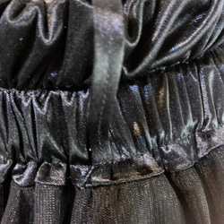 チュールスカート サテン生地 ブラック 80センチ 2本ゴム フリーサイズ リボン ベルト 2枚目の画像
