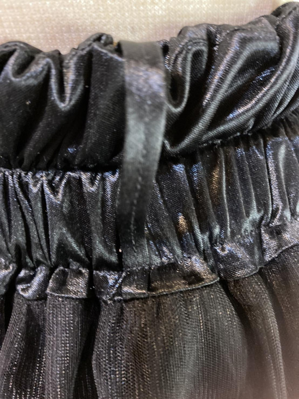 チュールスカート サテン生地 ブラック 80センチ 2本ゴム フリーサイズ リボン ベルト 2枚目の画像