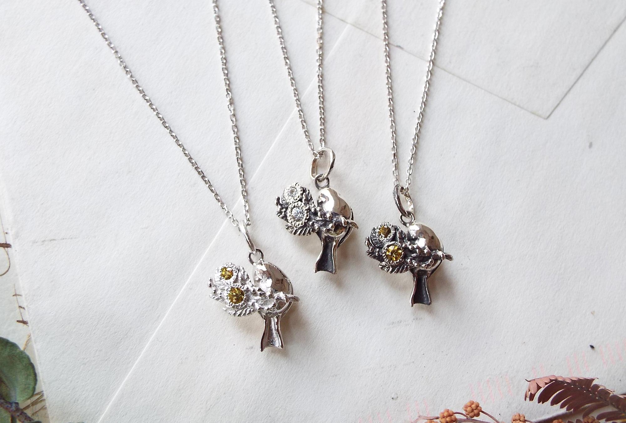 花と鳥（ミモザ）　アトリエ1周年記念ジュエリー