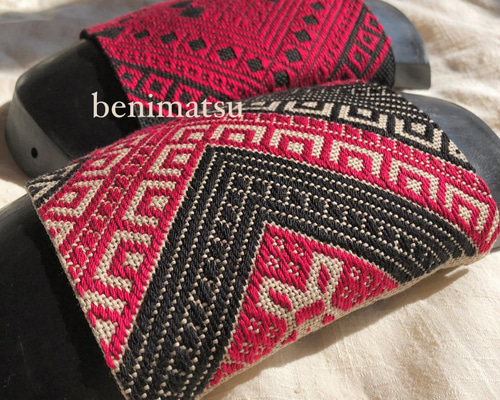 3*e様 三線 蛇皮 金糸刺繍