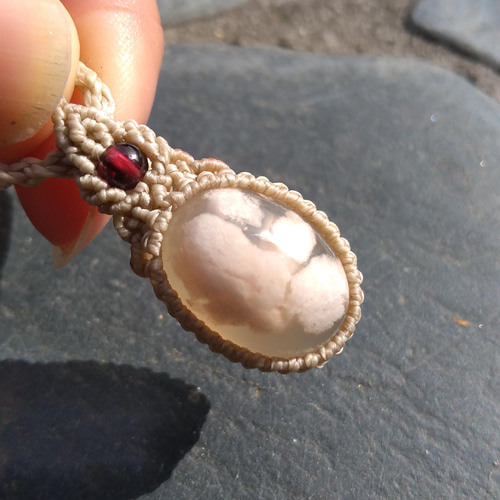 のマクラメネックレス 限りなく繊細☆不思議☆シルバールチルインクォーツ マクラメ