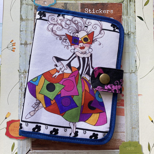 ロラライハリスハンドメイドマルチケース