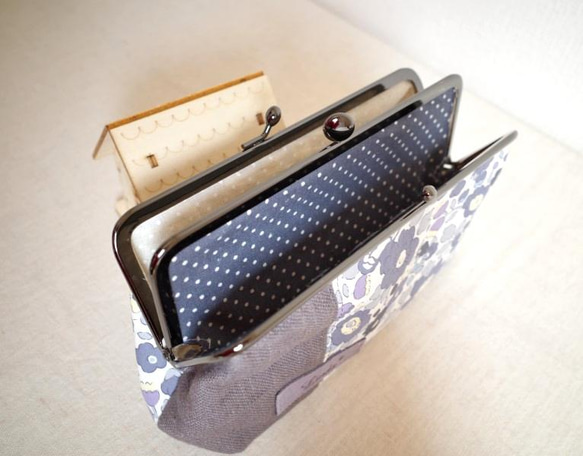 母の日のプレゼントに! ダブルオープンがま口ポーチ リバティ  