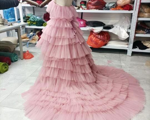 ピンク ソフトチュール ベアトップ フ 柔らかく重ねたチュールスカート  