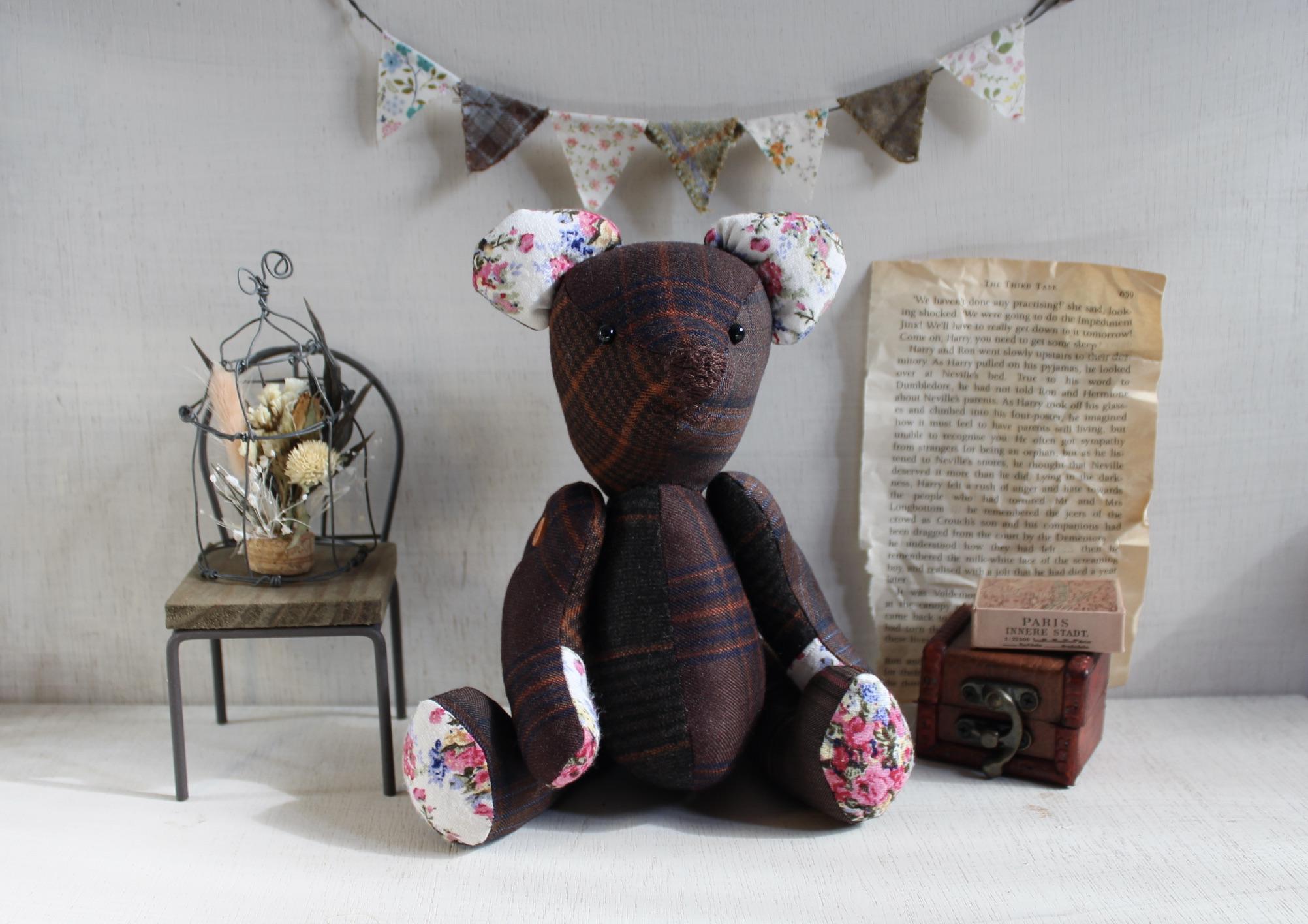 オレンジブラウンのテディベア　ペコ/ Teddy beat Peco