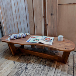 柔らかな曲線 リビングテーブル ローテーブル 135cm×45cm×35cm 1枚目の画像