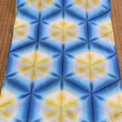 7223* 手染め 高級さらし生地 540cm 夏色三色のブロック型雪花絞り♡ 雪花絞り | STORES