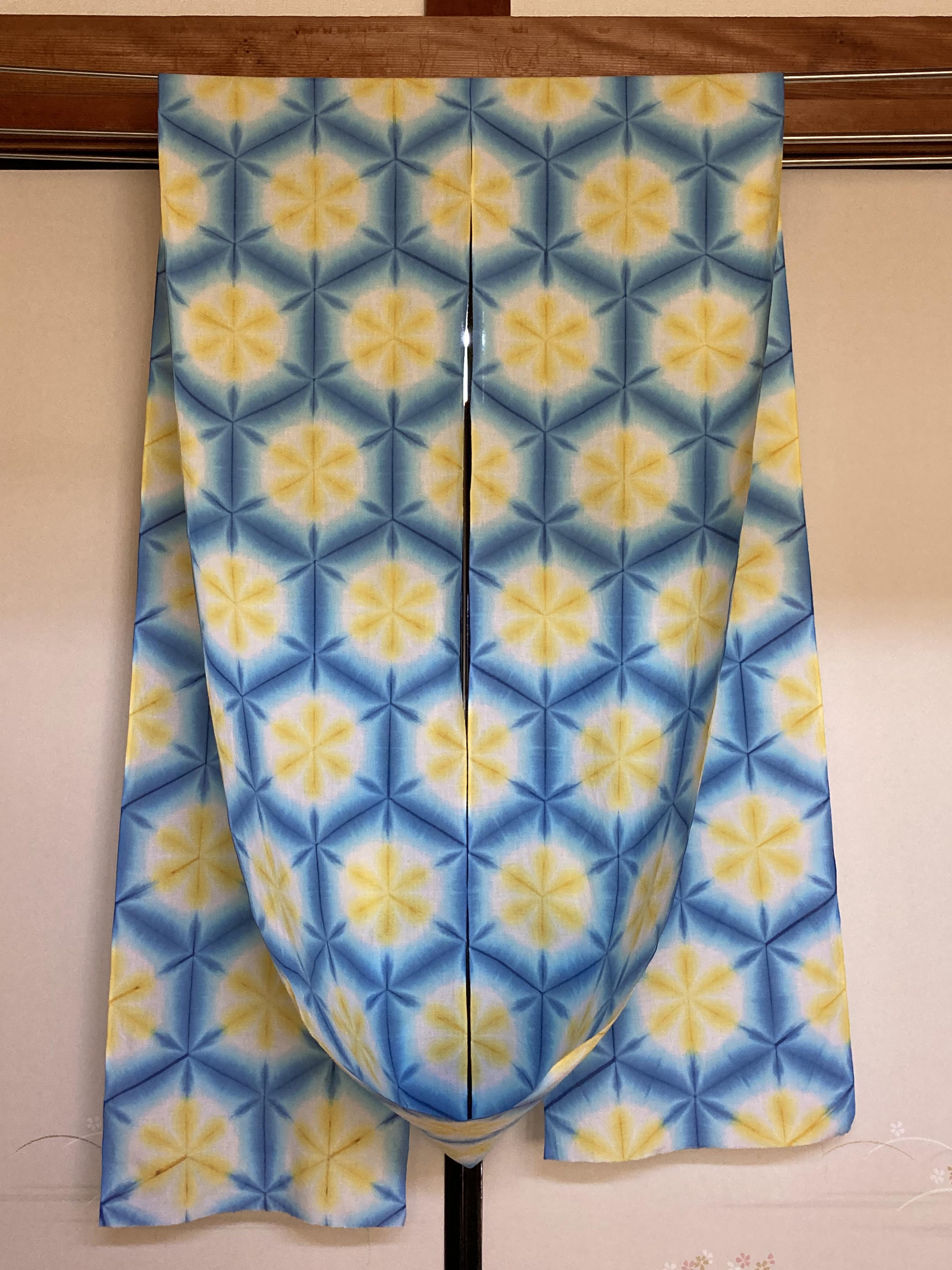 7223* 手染め 高級さらし生地 540cm 夏色三色のブロック型雪花絞り♡ 雪花絞り | STORES