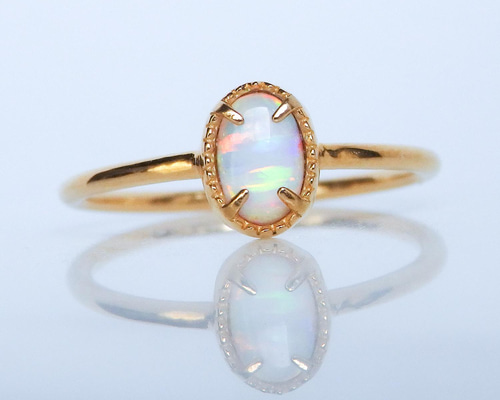 大粒　ホワイトオパールリング White Opal Pt900ホワイトオパール ダイヤモンドリング (NO