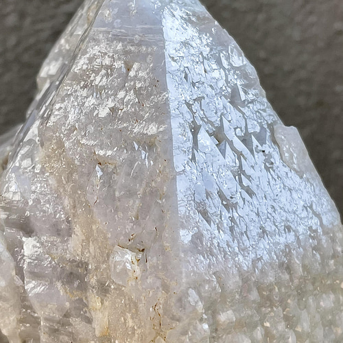 爆レア 1.4Kg レコードキーパー 水晶 ポイント 原石 置物 天然石 送料