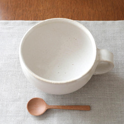 白マット釉のざっくりほっこりマグカップ 2枚目の画像