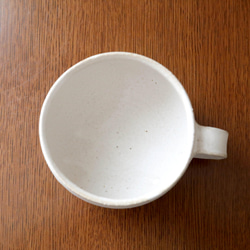 白マット釉のざっくりほっこりマグカップ 9枚目の画像