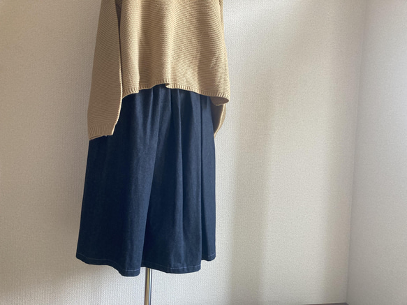 【デニムのパッチワークデザインスカート】 4枚目の画像